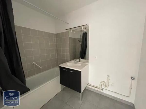 Appartement à louer 2 pièces 43.21m² Déville-lès-Rouen (76250)