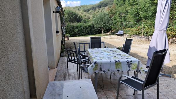 Ensemble de deux maisons à vendre 7 pièces proche Martel (46)