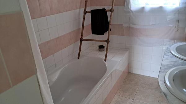 Ensemble de deux maisons à vendre 7 pièces proche Martel (46)