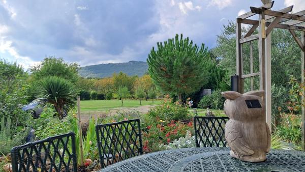 Ensemble de deux maisons à vendre 7 pièces proche Martel (46)