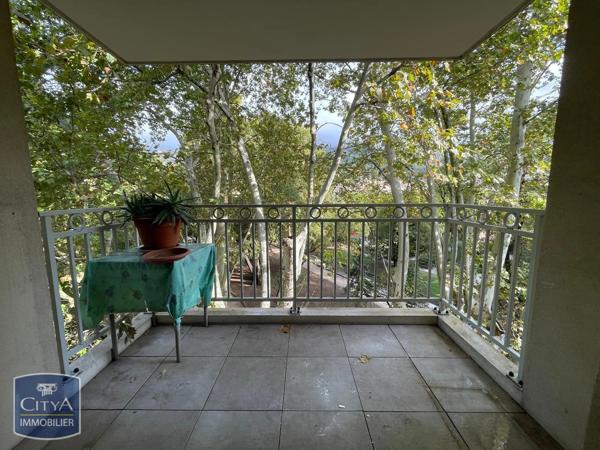 Appartement à louer 2 pièces 54.78m² Toulon (83100)