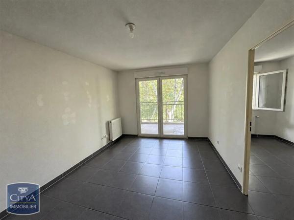 Appartement à louer 2 pièces 54.78m² Toulon (83100)