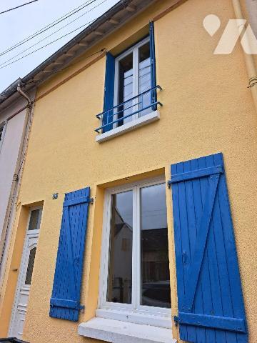 QUARTIER FUNAY - RUE TRES CALME
Maison comprenant entrée, salon, salle à manger, cuisine, 
a ...