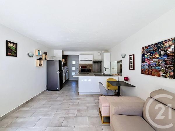 Appartement F1 à vendre  1 pièce - 27,04 m 2   ANTIBES  - 06