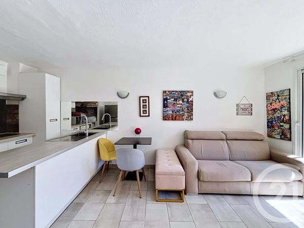 Appartement F1 à vendre  1 pièce - 27,04 m 2   ANTIBES  - 06