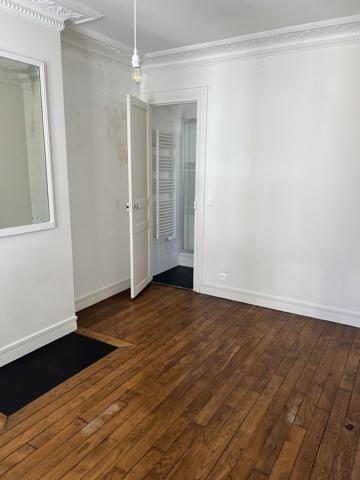 Paris 18 : double immeuble de 39 appartements