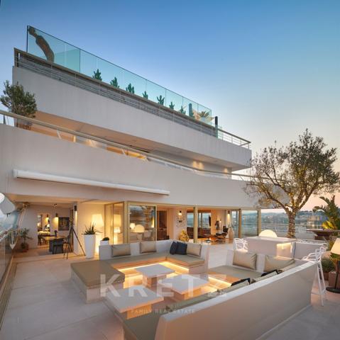 PENTHOUSE UNIQUE AVEC PISCINE PRIVEE A MARINA BAIE DES ANGES
