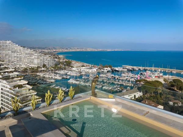 PENTHOUSE UNIQUE AVEC PISCINE PRIVEE A MARINA BAIE DES ANGES