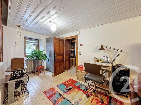 Maison à vendre  6 pièces - 136,88 m 2   TANINGES  - 74