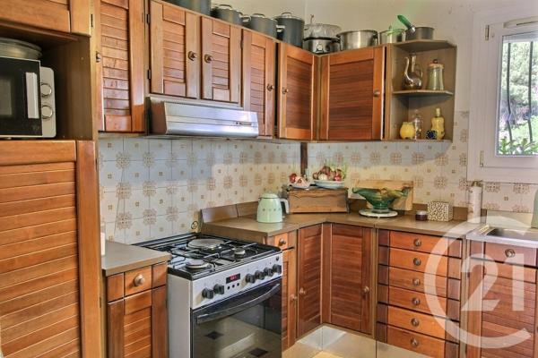 Maison à vendre  6 pièces - 222 m 2   BIOT  - 06