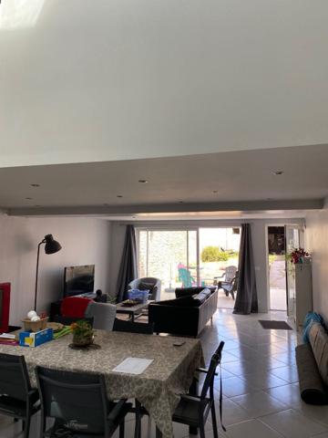 Maison St Denis De L'hotel 6 pièce(s) 167 m2