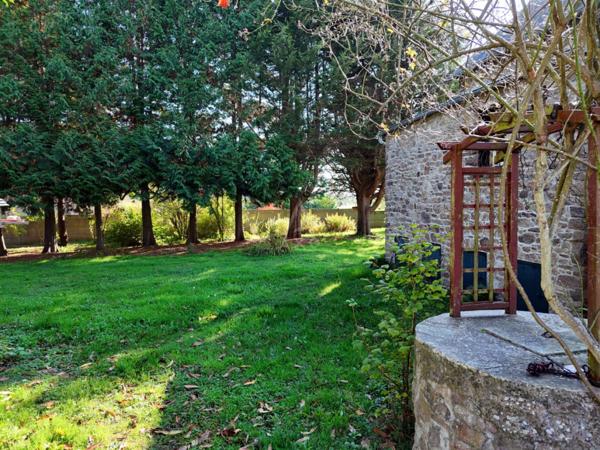 Authentique maison bretonne rénovée, au calme et à pied du centre