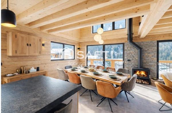 LA PLAGNE – CHALET INDIVIDUEL 118 m² – 6 CHAMBRES – ESPACE BIEN-ÊTRE – SKIS AUX PIEDS – DOMAINE SKIABLE PARADISKI
