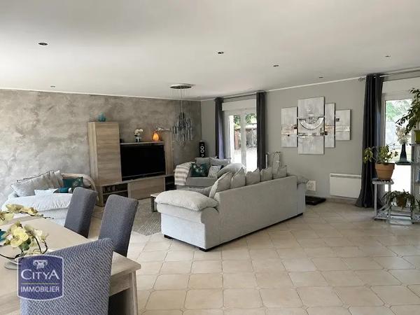 Maison à vendre 6 pièces 145m² Saujon (17600)