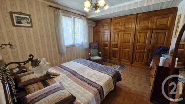 Maison à vendre  6 pièces - 134,50 m 2   SIX FOURS LES PLAGES  - 83