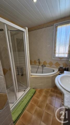 Maison à vendre  6 pièces - 134,50 m 2   SIX FOURS LES PLAGES  - 83