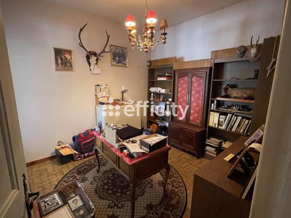 Maison 9 pièces - 258 m²