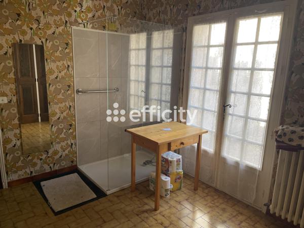 Maison 9 pièces - 258 m²