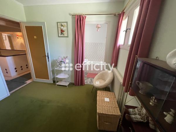 Maison 9 pièces - 258 m²