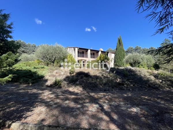 Maison 9 pièces - 258 m²