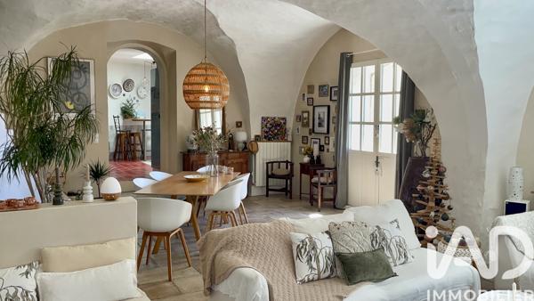 Maison à vendre 7 pièces 260 m² Aubais