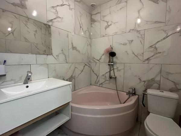 🏡 Grande Maison Thiérachienne de 252 m² – 8 Chambres + Studio – Proche Centre d’Hirson (02)