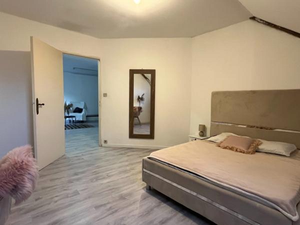 🏡 Grande Maison Thiérachienne de 252 m² – 8 Chambres + Studio – Proche Centre d’Hirson (02)