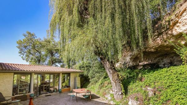 Cahuzac Sur Vere. Belle maison en pierre