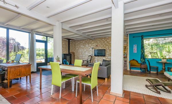 Cahuzac Sur Vere. Belle maison en pierre