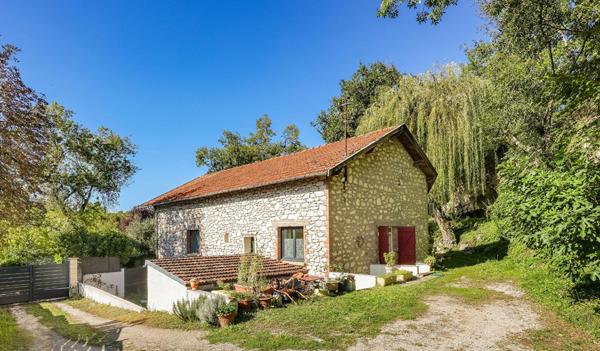 Cahuzac Sur Vere. Belle maison en pierre