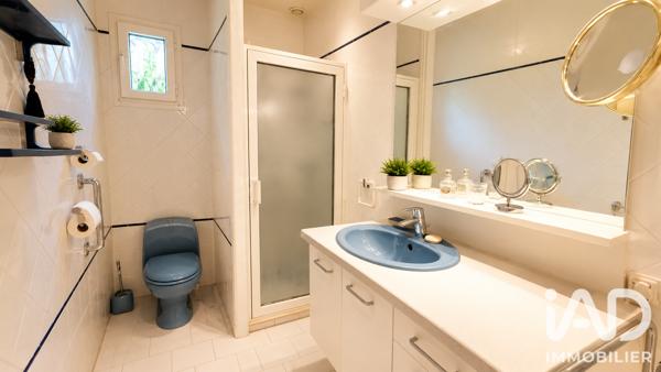 Maison à vendre 6 pièces 186 m² Nîmes