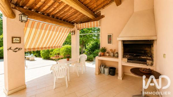 Maison à vendre 6 pièces 186 m² Nîmes