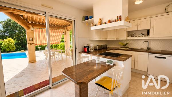 Maison à vendre 6 pièces 186 m² Nîmes