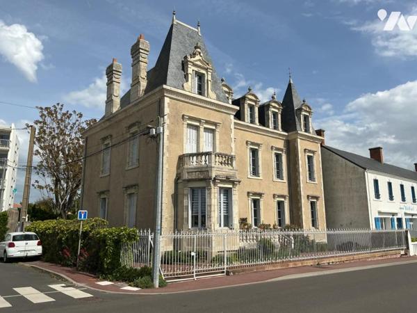 Appartement T3 Villa Miramar Vue mer  St Gilles Croix de Vie 