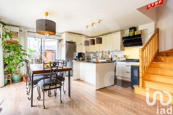 Maison à vendre 6 pièces 134 m² Saint-Leu-la-Forêt