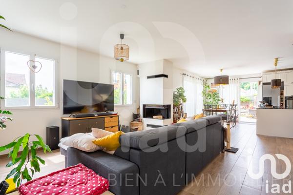 Maison à vendre 6 pièces 134 m² Saint-Leu-la-Forêt