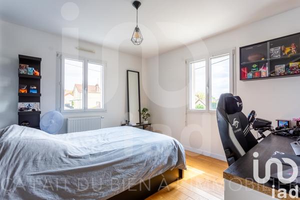 Maison à vendre 6 pièces 134 m² Saint-Leu-la-Forêt