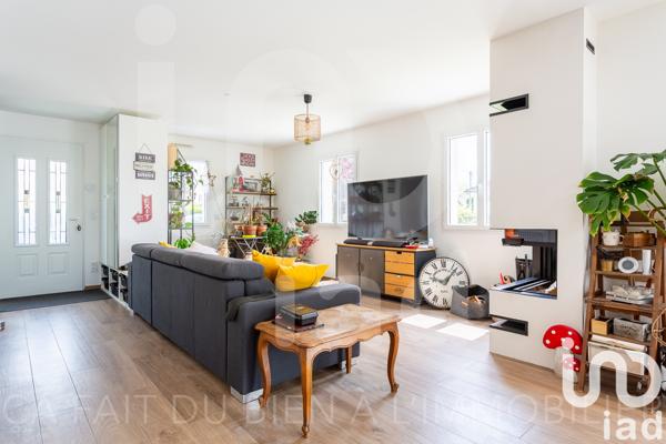 Maison à vendre 6 pièces 134 m² Saint-Leu-la-Forêt