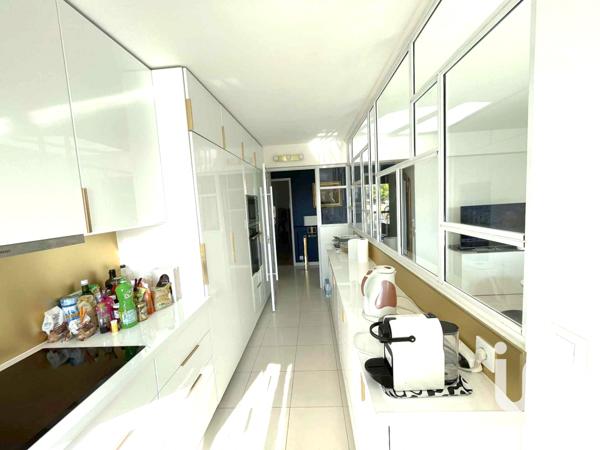 Appartement à vendre 3 pièces 65 m² Courbevoie