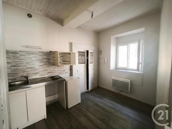 Appartement F1 à vendre  1 pièce - 30,29 m 2   NIMES  - 30