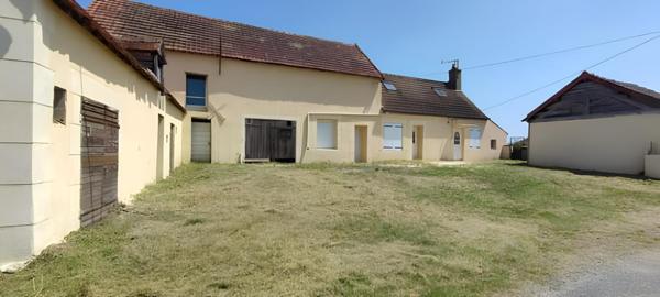 MORNAY-SUR-ALLIER - MAISON AVEC TERRAIN 12 HA