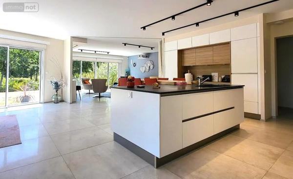 Achat - Maison Ploemel 56400 7 pièces 232 m 2 4262 m 2