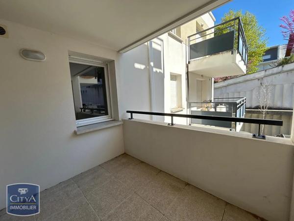 Appartement à louer 2 pièces 48.41m² Castanet-Tolosan (31320)