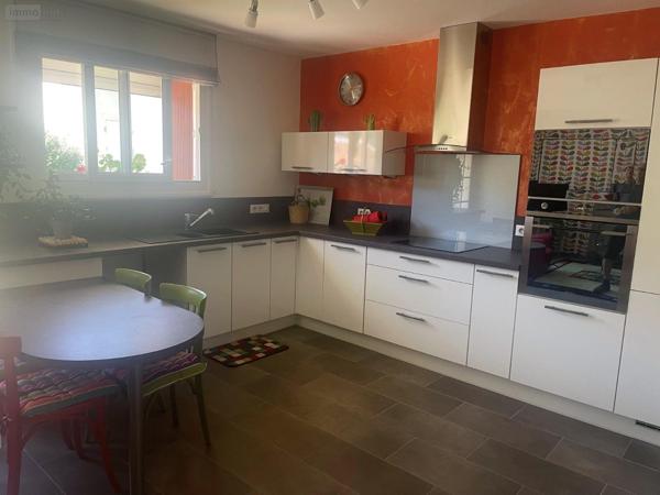 Maison de ville à vendre à Bort-les-Orgues en Corrèze (19110), ref : M45