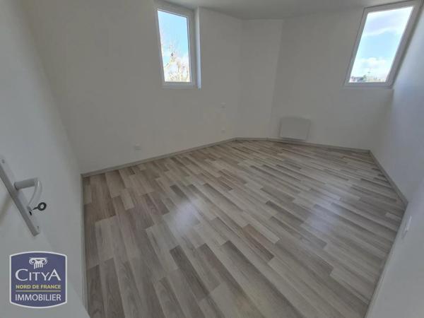 Appartement à louer 2 pièces 49.44m² Cambrai (59400)