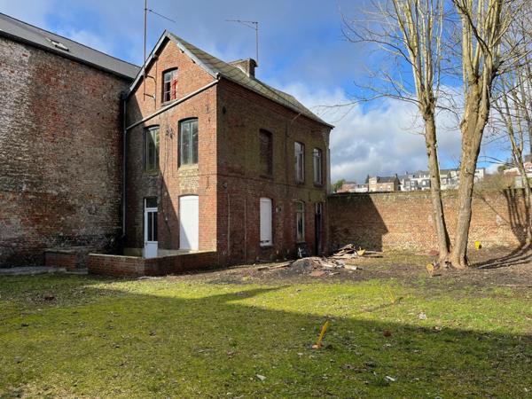 🏡 OPPORTUNITÉ D’INVESTISSEMENT – BÂTIMENT (2 maisons) À RÉINVENTER – FOURMIES (59)🏡