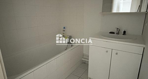 Location Appartement 2 pièces 46.75 m² - Lille 59800