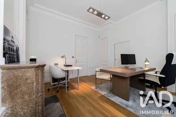 Murs commerciaux  à vendre 615 m² Lyon 8