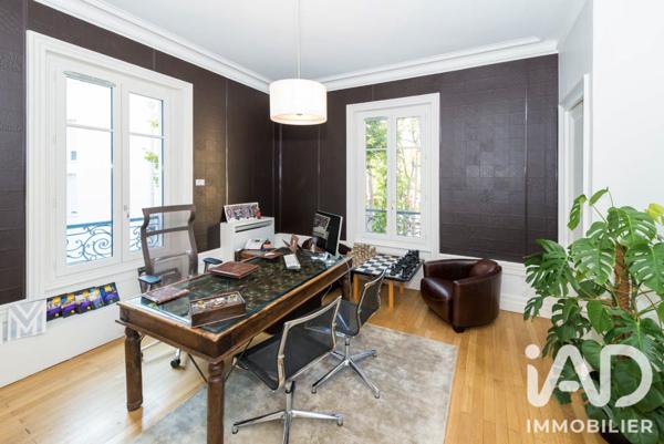 Murs commerciaux  à vendre 615 m² Lyon 8