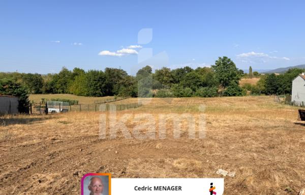 Terrain de 3 730 m²